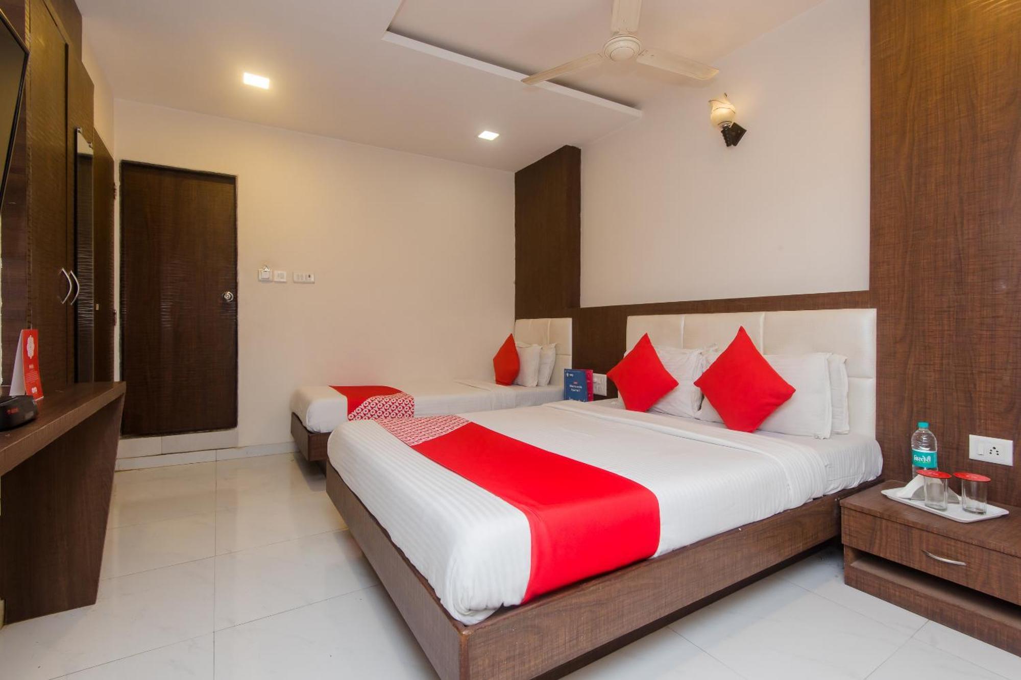 Hotel O Alfa Grand Near Chhatrapati Shivaji International Airport Мумбаї Екстер'єр фото